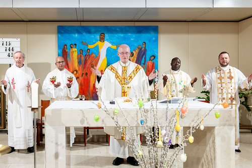 Weihe Altarbild AKH / Erzdiözese Wien/ Schönlaub, Stephan Schönlaub